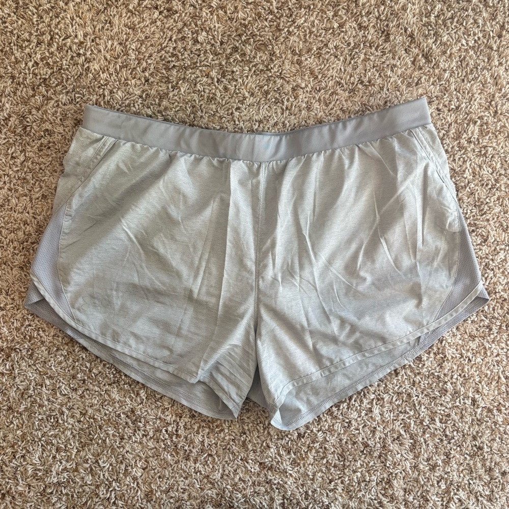 Under Armour Women’s Gray Athletic Shorts Running Training XL